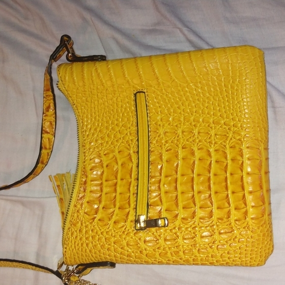 Purse - Picture 2 of 3